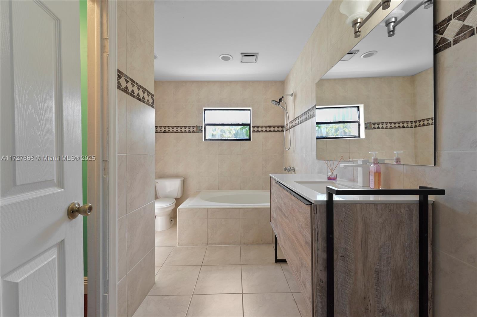 Pinecrest - Residential