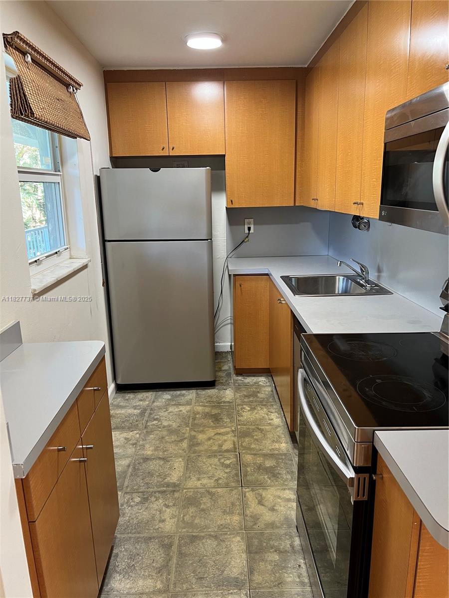 HERITAGE CONDO - Residential