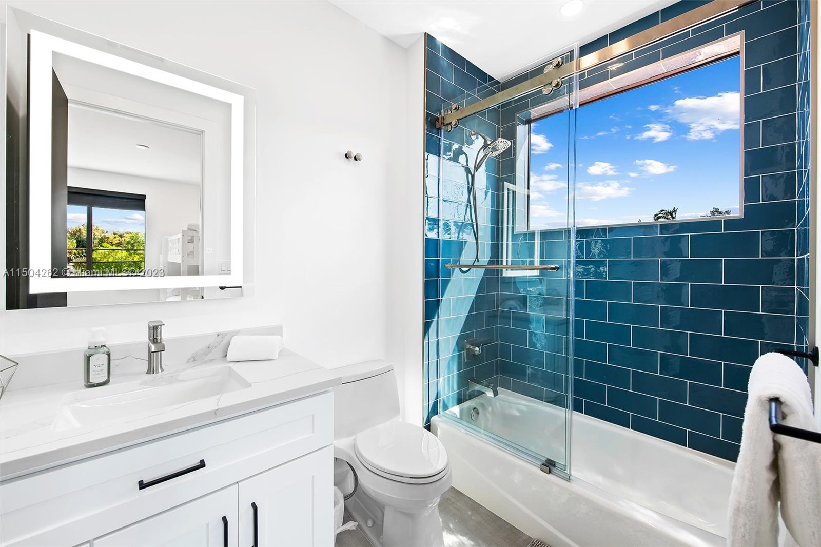 NORTH RIDGE - Residential