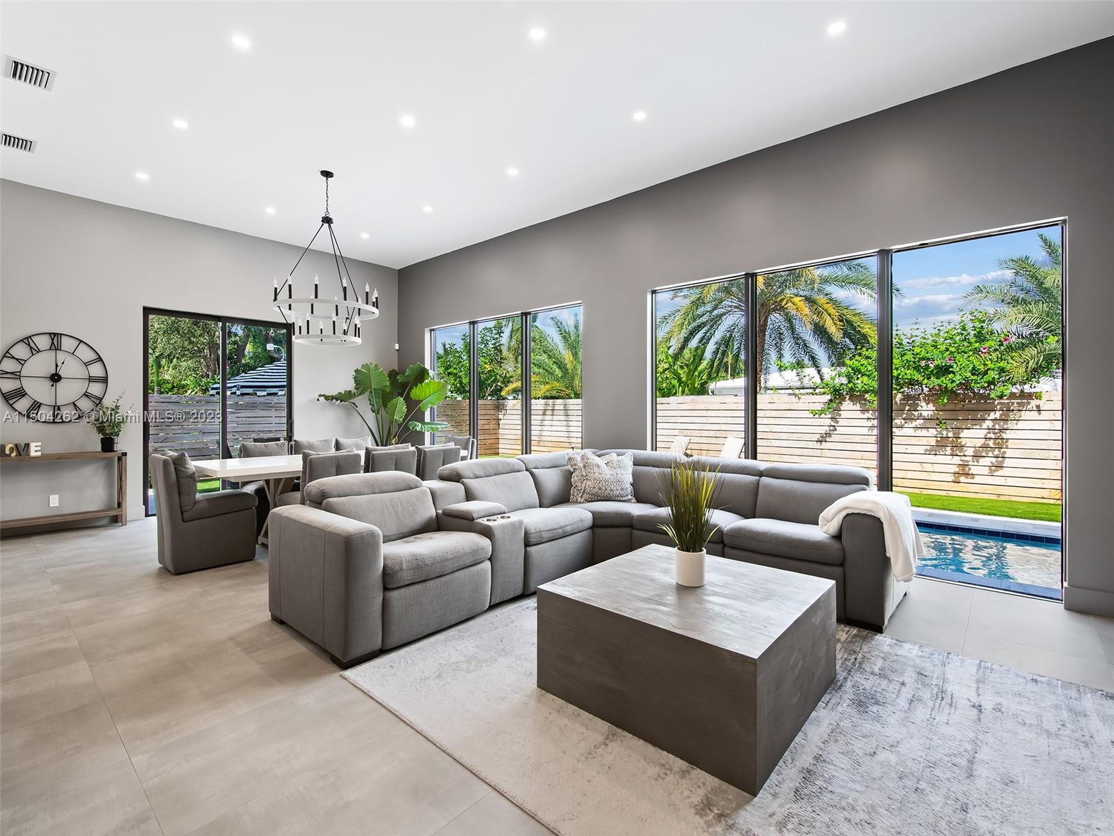 NORTH RIDGE - Residential