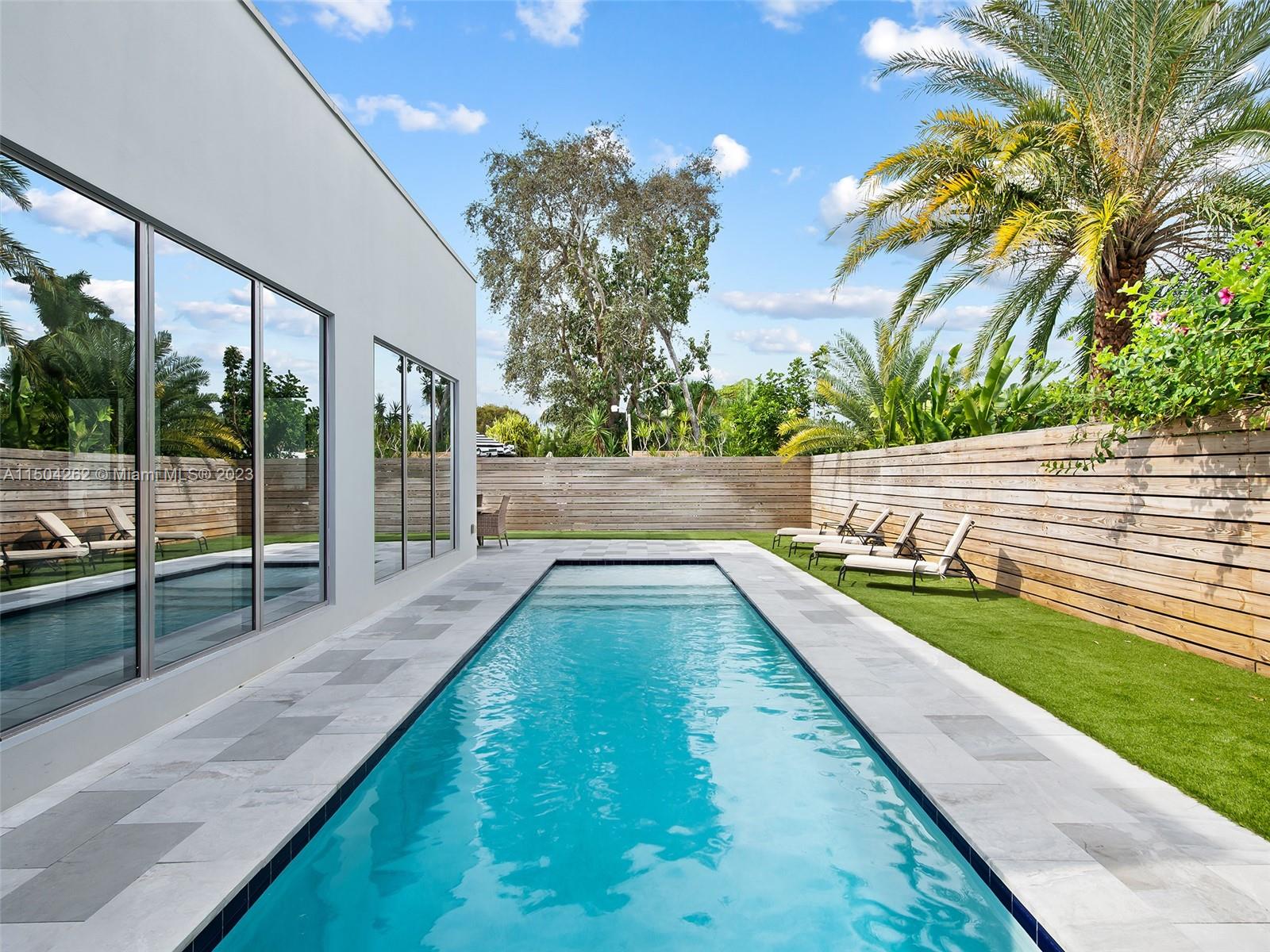 NORTH RIDGE - Residential