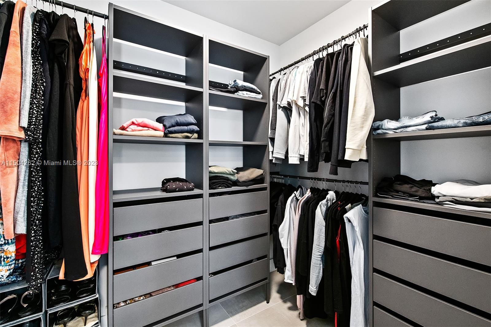 NORTH RIDGE - Residential