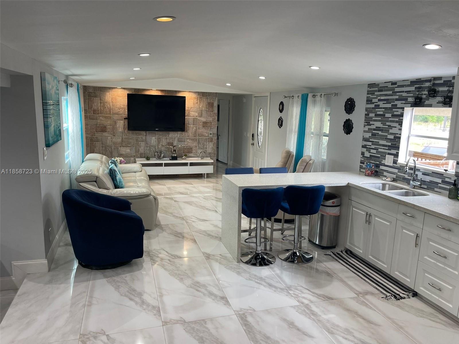 MONTURA RANCH ESTATES - Residential