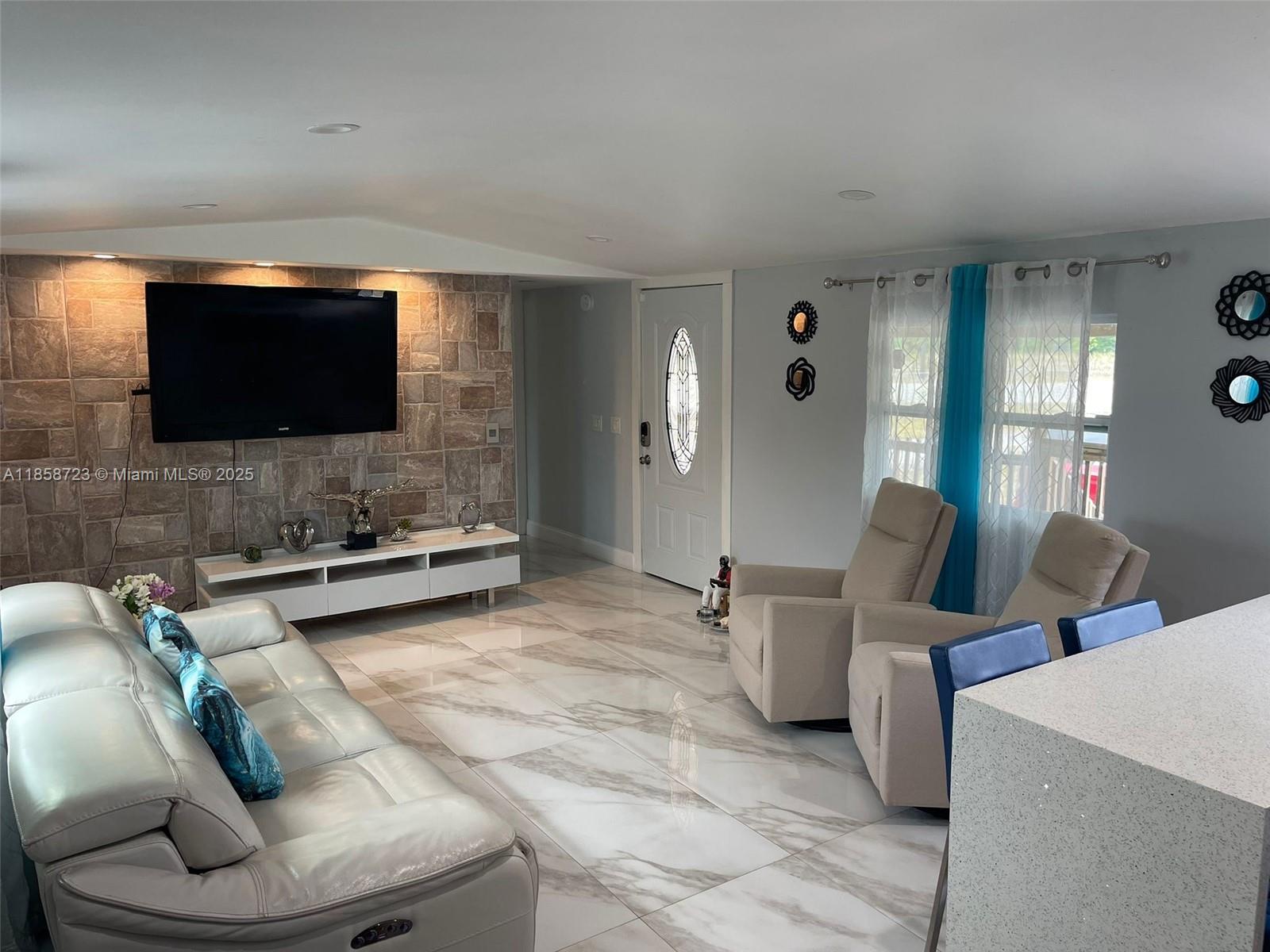 MONTURA RANCH ESTATES - Residential