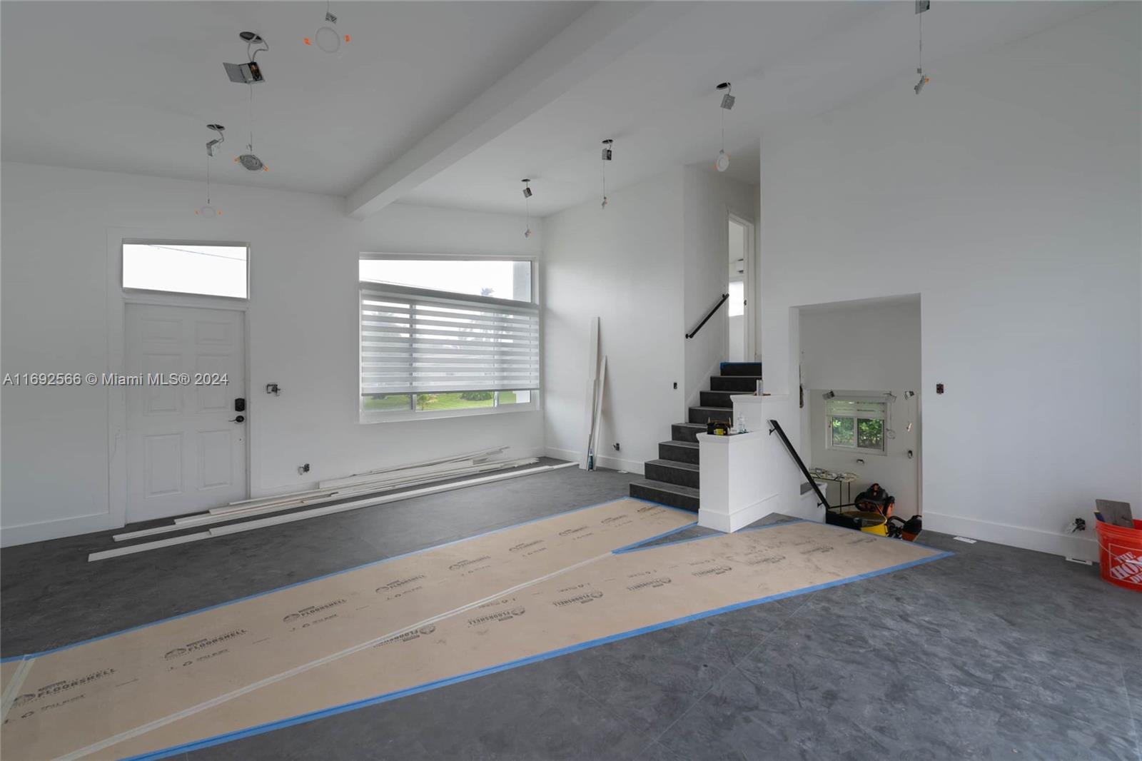 LAUDERDALE ISLES NO 2-BLK - Residential