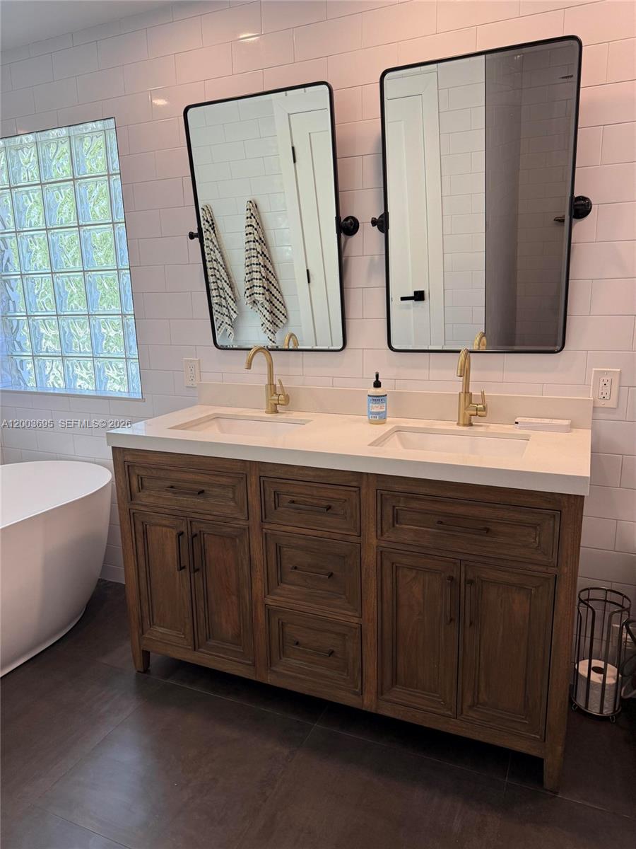 SOUTHWOOD 1ST ADDN - Residential