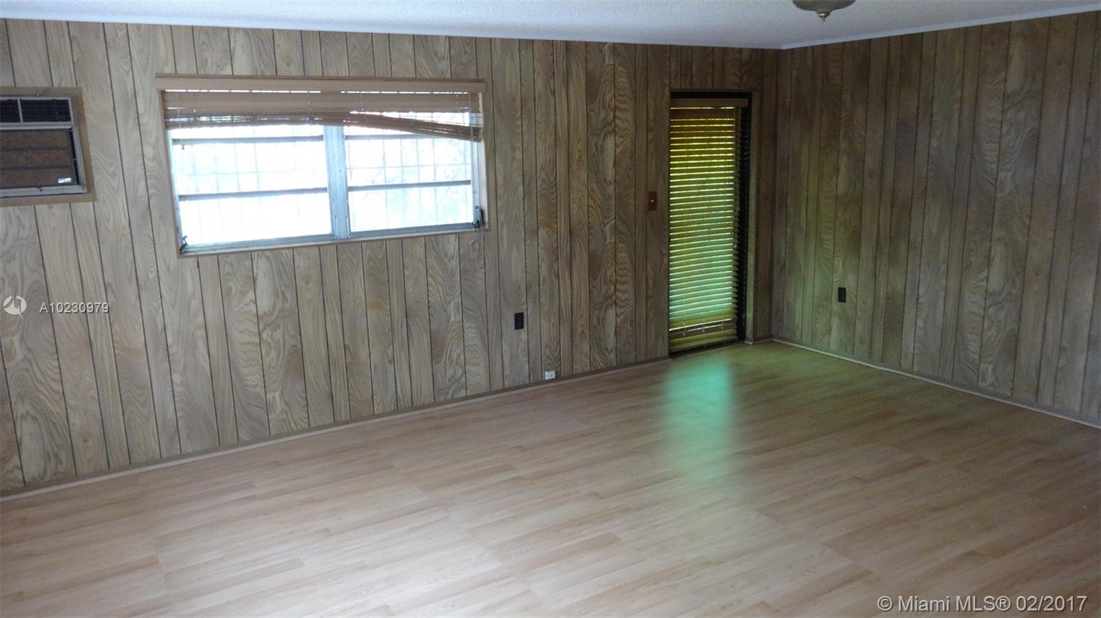 PALM SPRINGS ESTS 6TH ADD - Residential