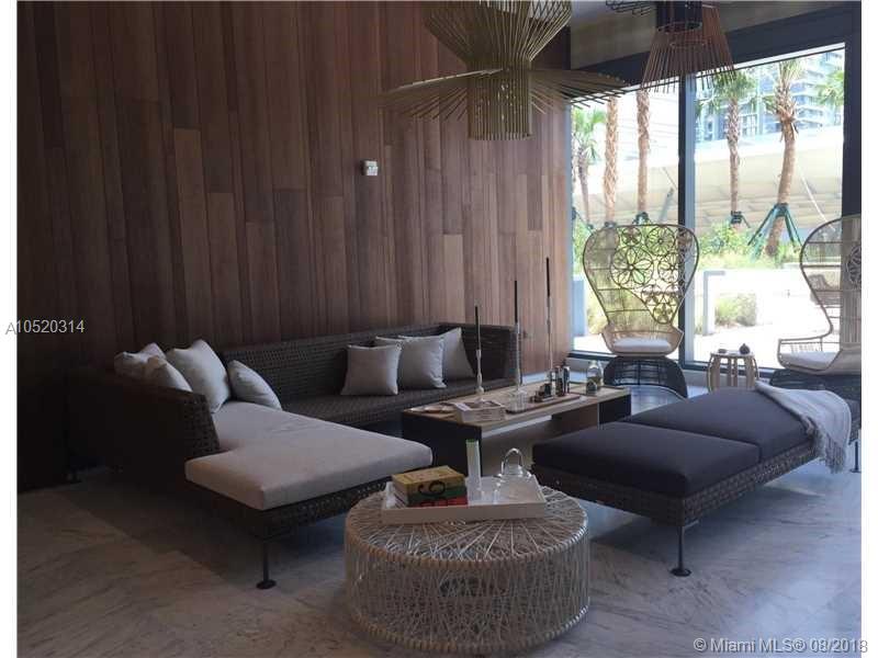 REACH CONDO - Residential Lease