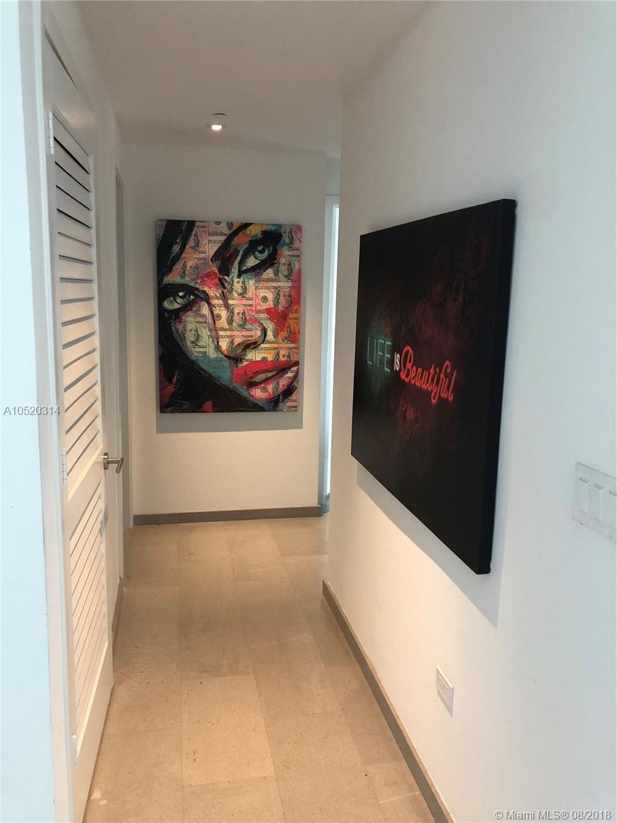 REACH CONDO - Residential Lease