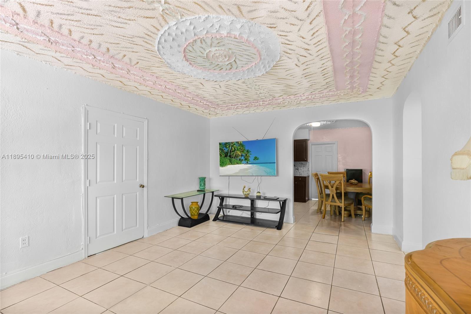 NORTH SHORE HEIGHTS - Residential
