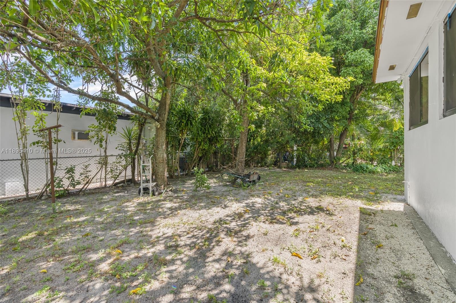 NORTH SHORE HEIGHTS - Residential