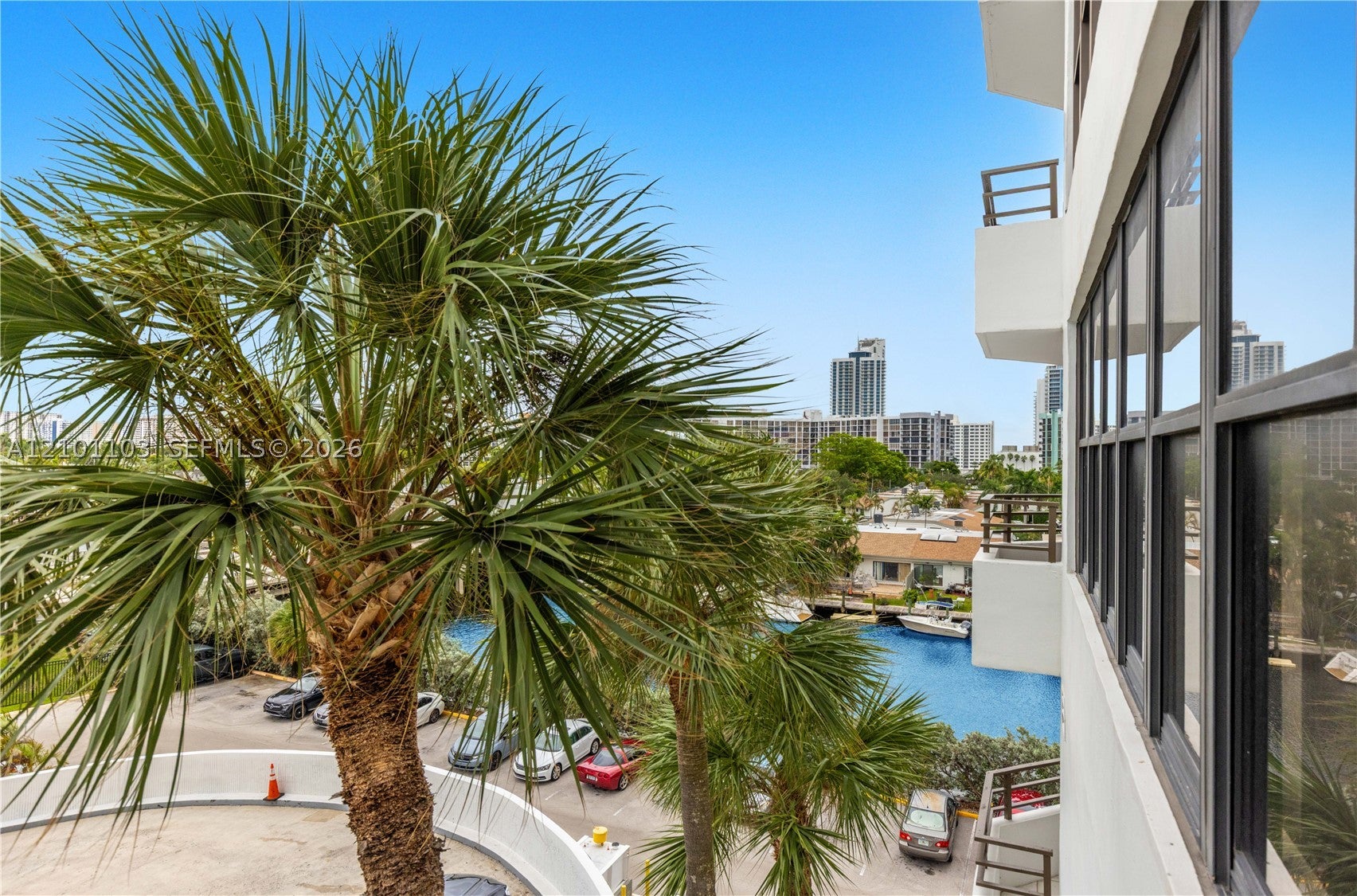 2500 PARKVIEW DR 507