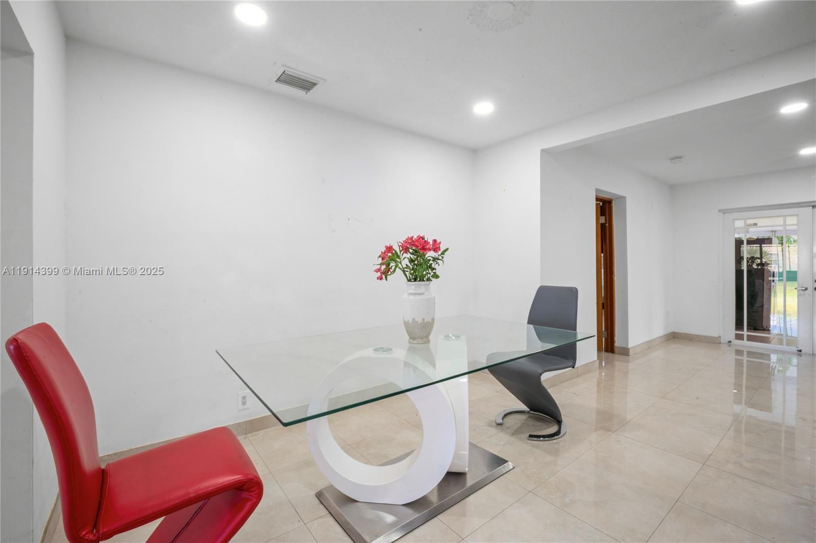 TAMIAMI ACRES PLAN 1 - Residential