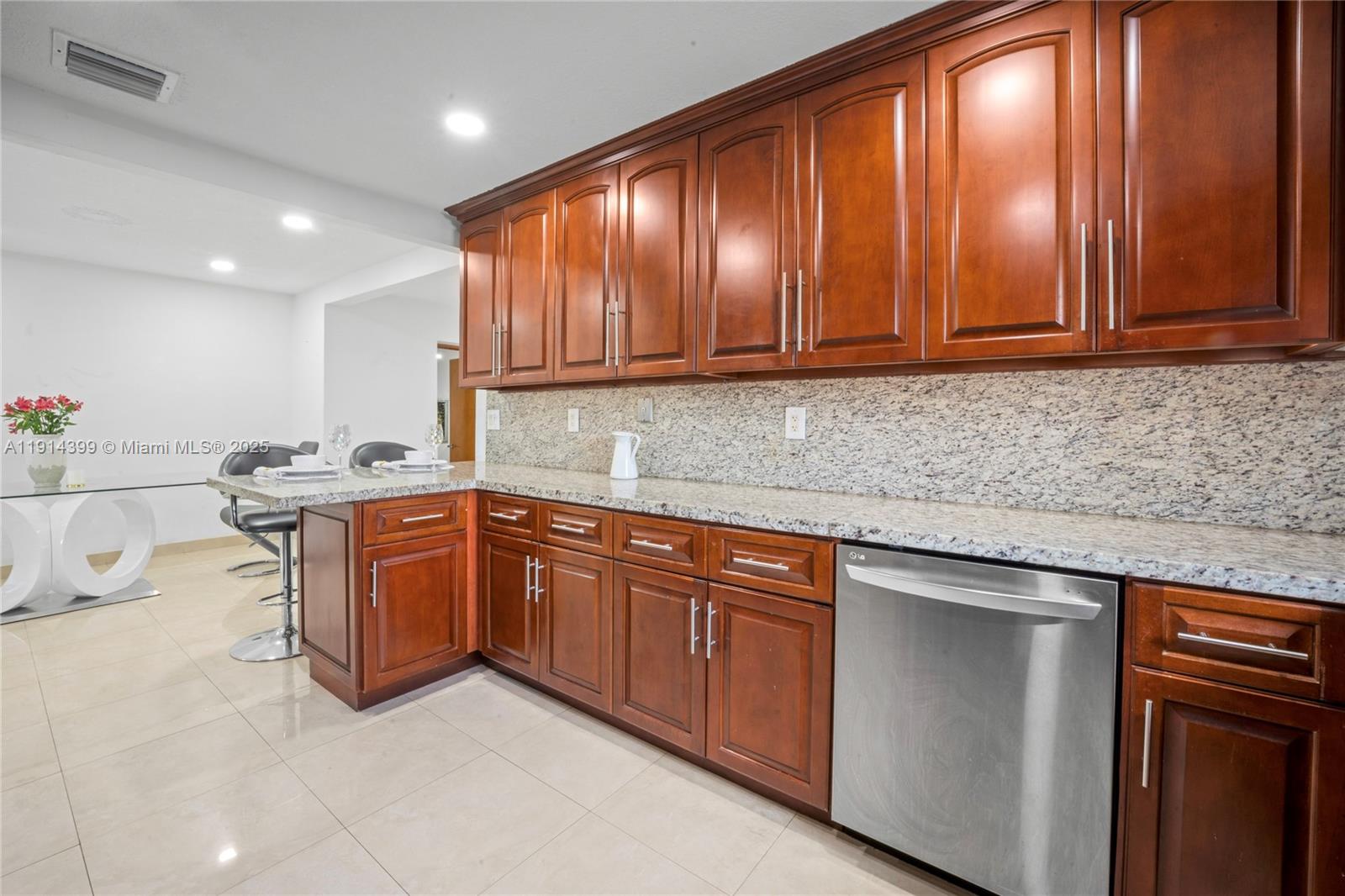 TAMIAMI ACRES PLAN 1 - Residential