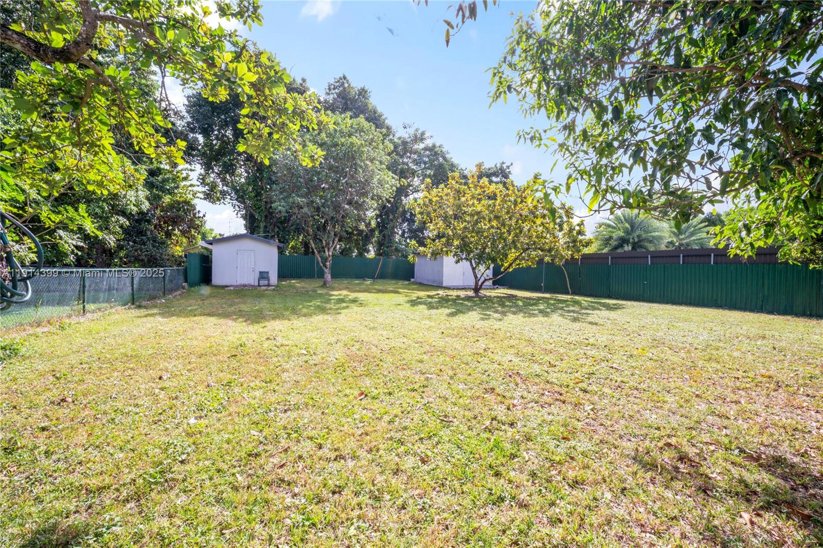 TAMIAMI ACRES PLAN 1 - Residential