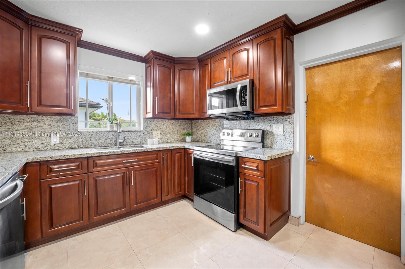 TAMIAMI ACRES PLAN 1 - Residential