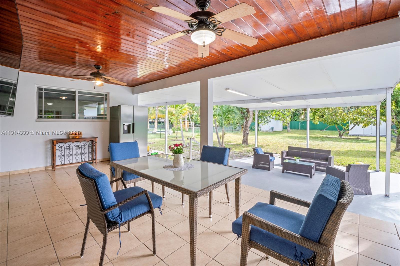 TAMIAMI ACRES PLAN 1 - Residential