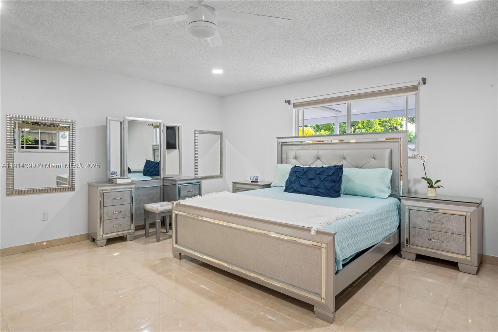 TAMIAMI ACRES PLAN 1 - Residential