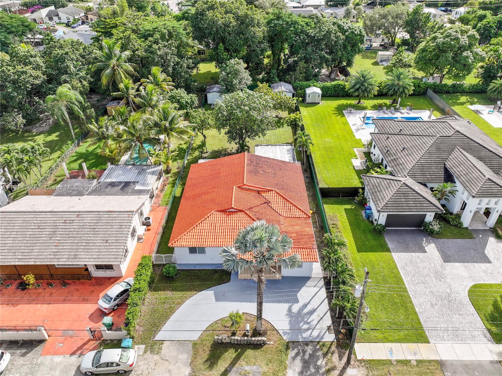 TAMIAMI ACRES PLAN 1 - Residential