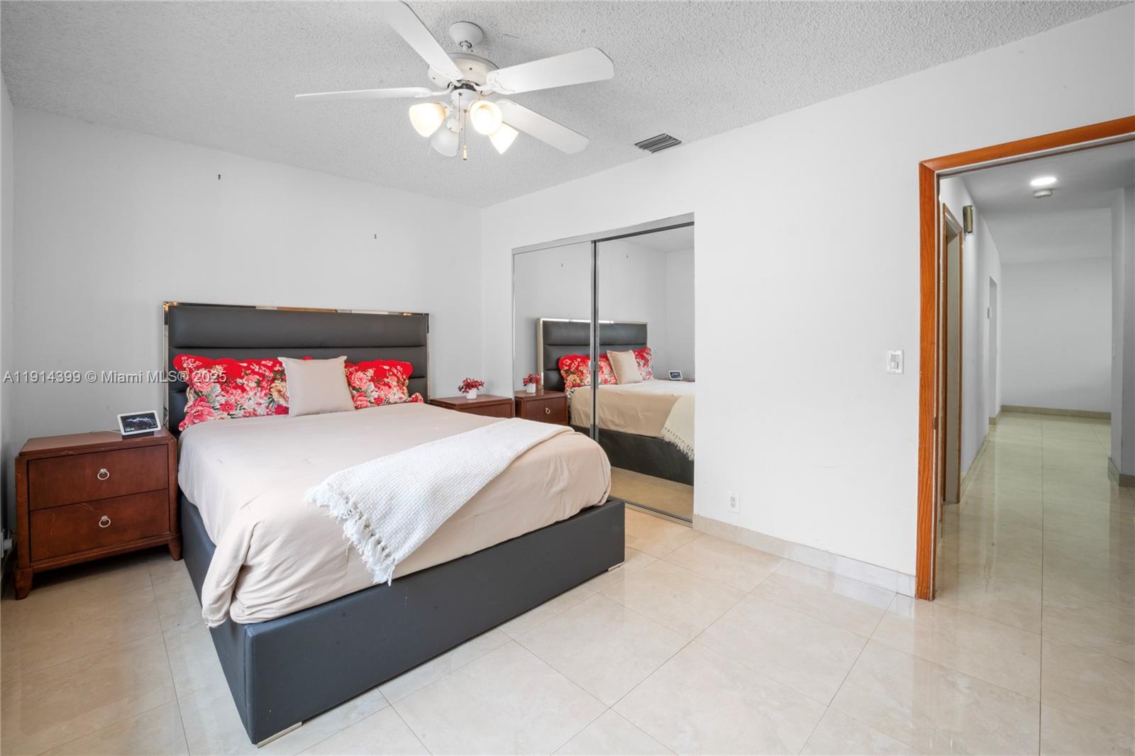 TAMIAMI ACRES PLAN 1 - Residential