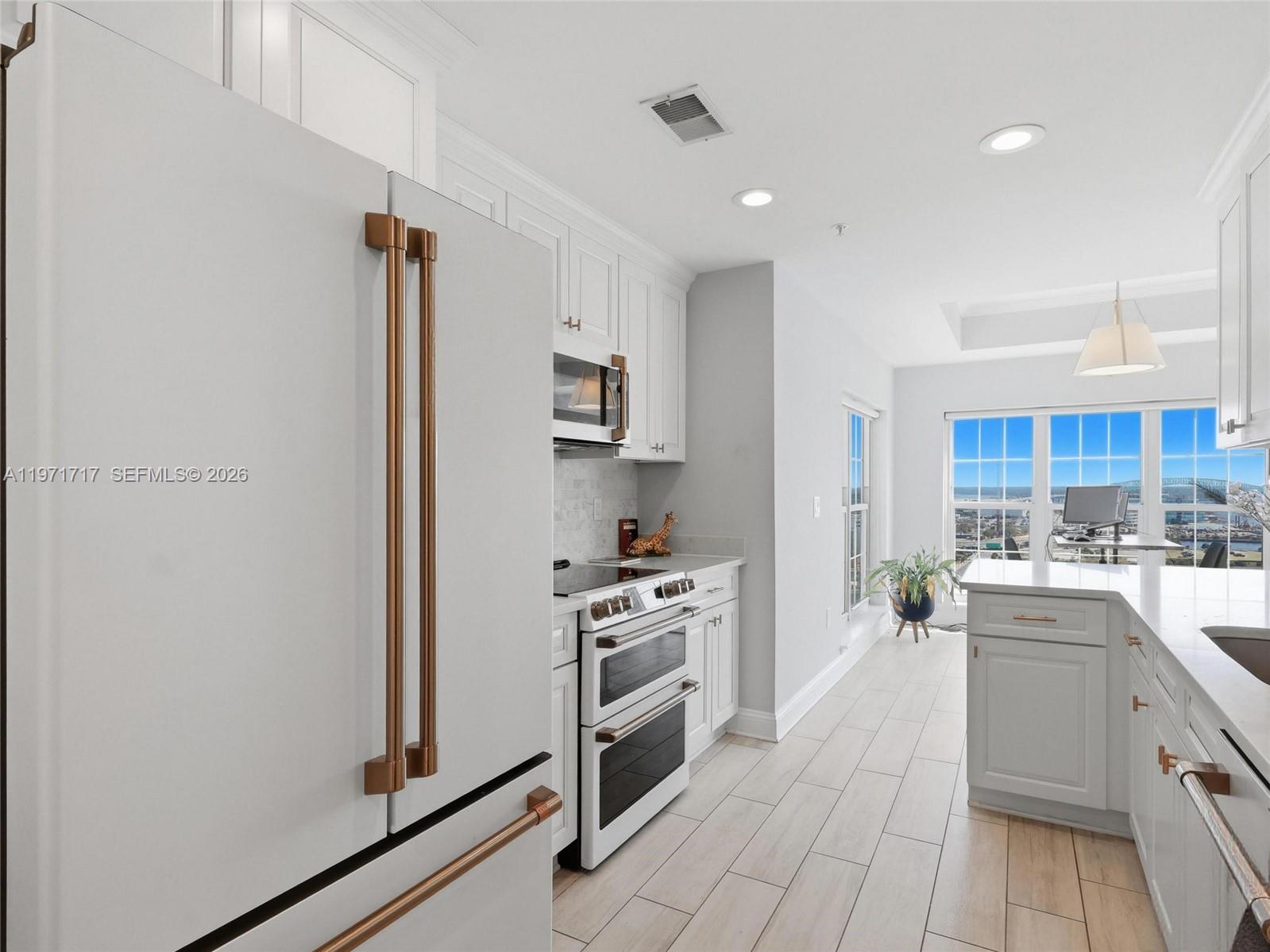 The Berkman Plaza - Residential