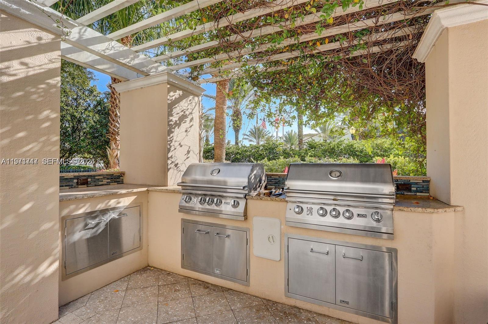 The Berkman Plaza - Residential