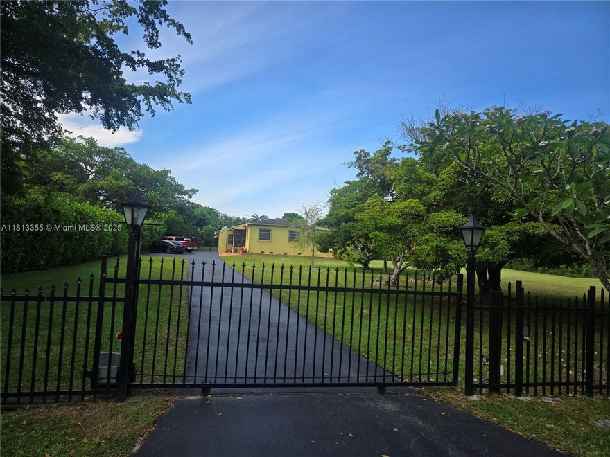 Over one acre in verry desired Horse Country. Call listing agent for more information.