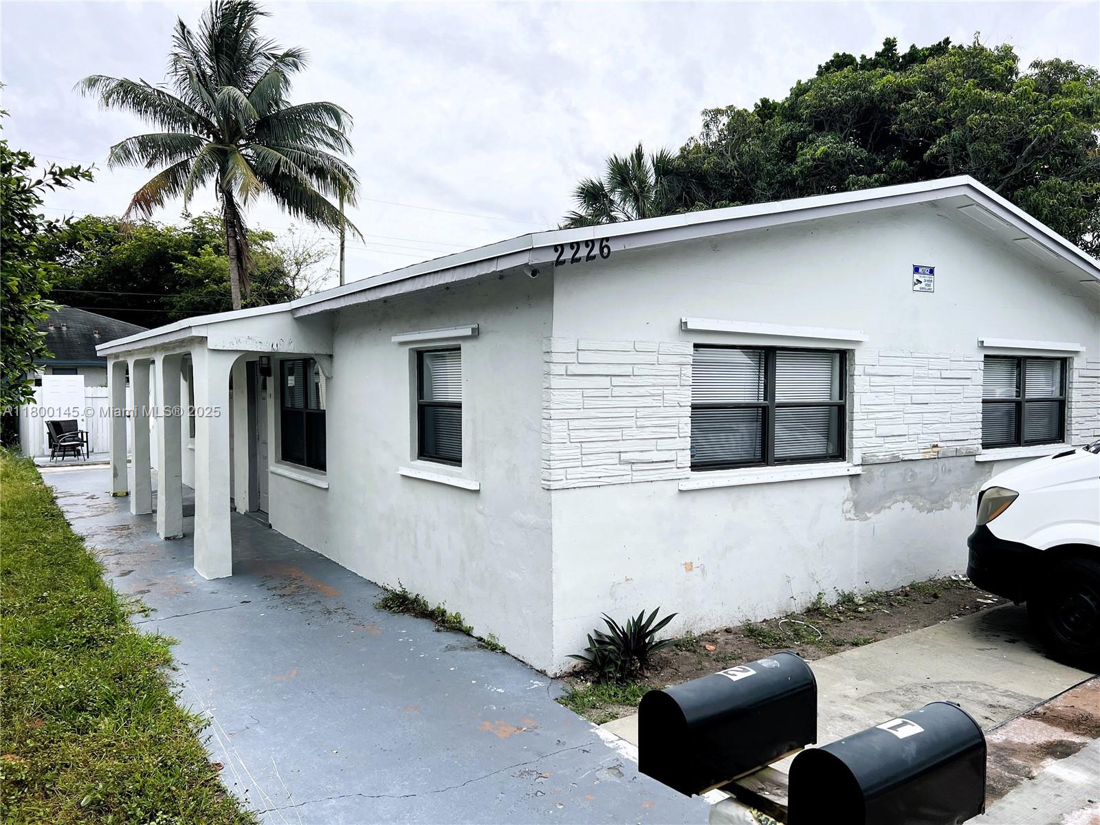 Rental Property at 2226 Cody St 1, Hollywood, Broward County, Florida - Bedrooms: 2 
Bathrooms: 1  - $1,850 MO.
