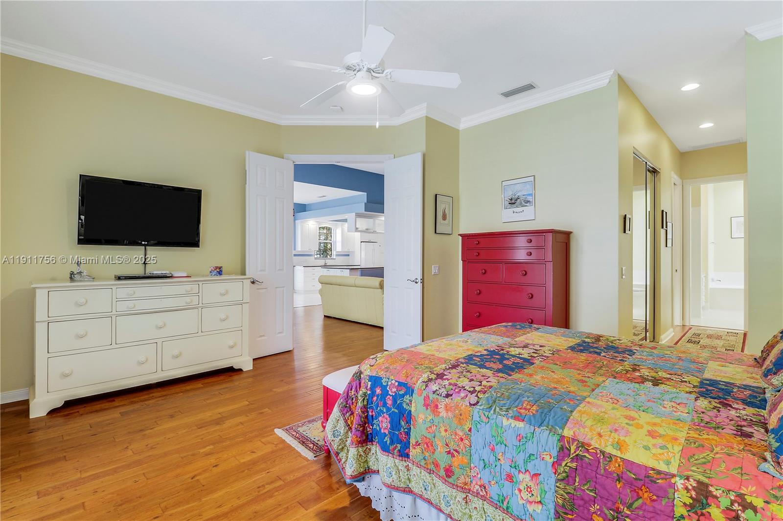 MAGNOLIA BAY - Residential