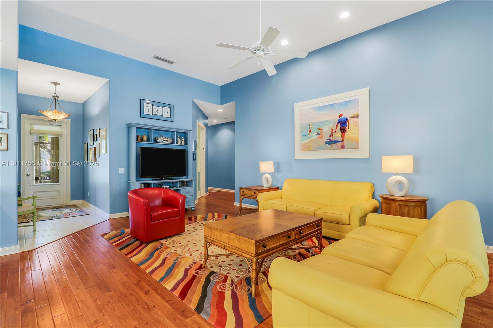 MAGNOLIA BAY - Residential