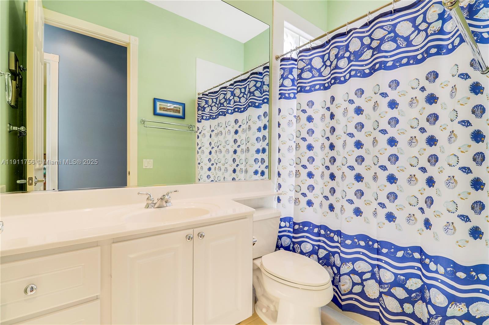 MAGNOLIA BAY - Residential