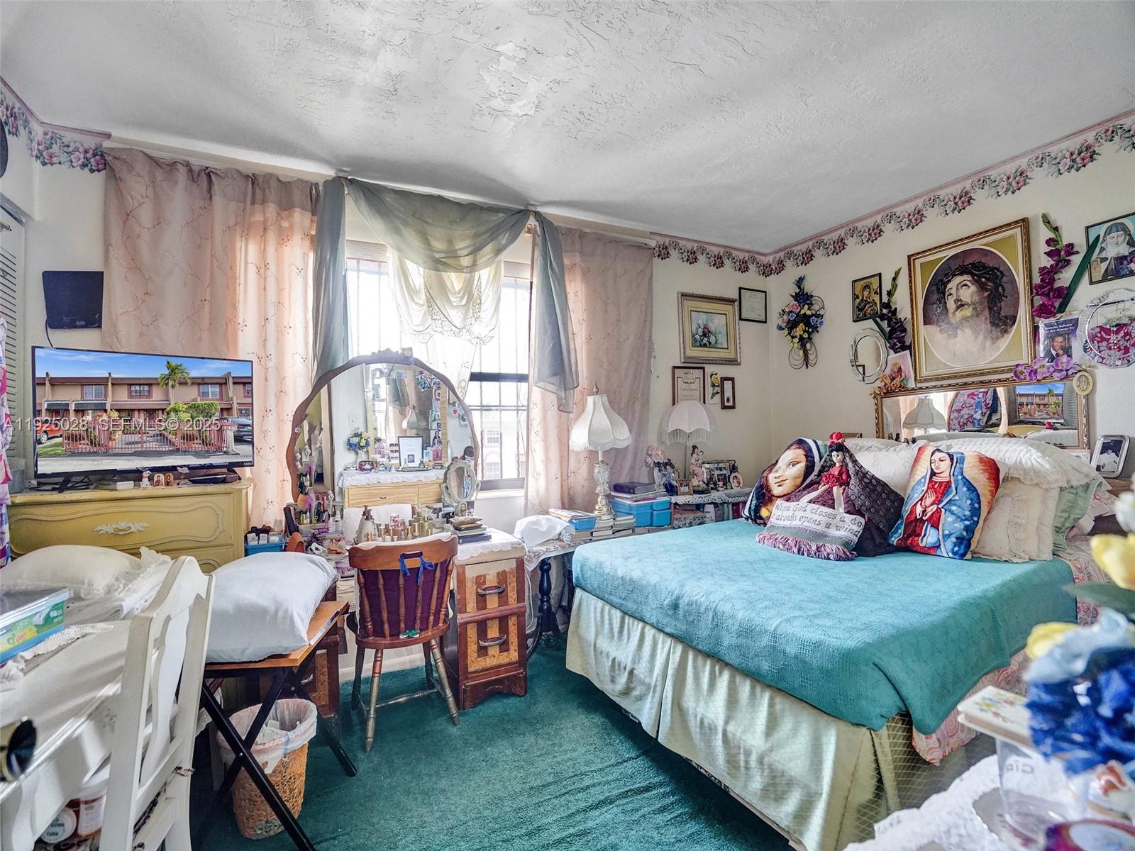 LESLIE ESTATES SEC 7 - Residential