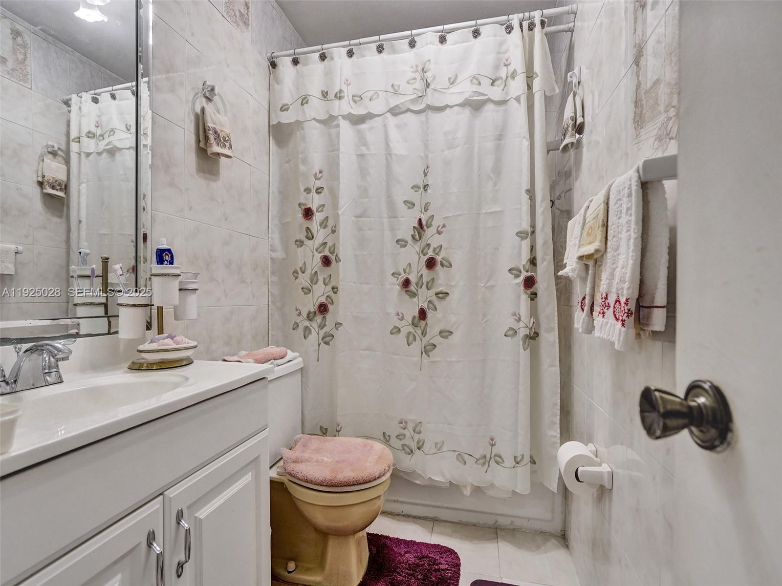 LESLIE ESTATES SEC 7 - Residential