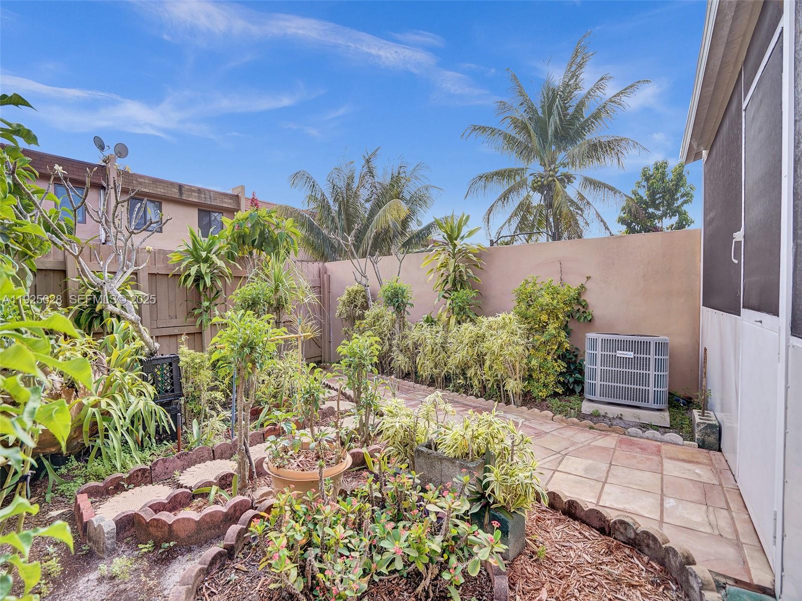 LESLIE ESTATES SEC 7 - Residential