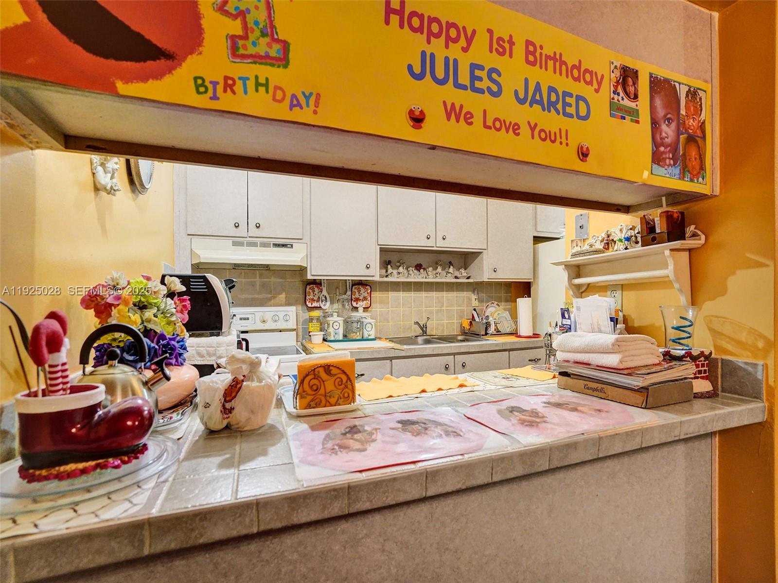 LESLIE ESTATES SEC 7 - Residential