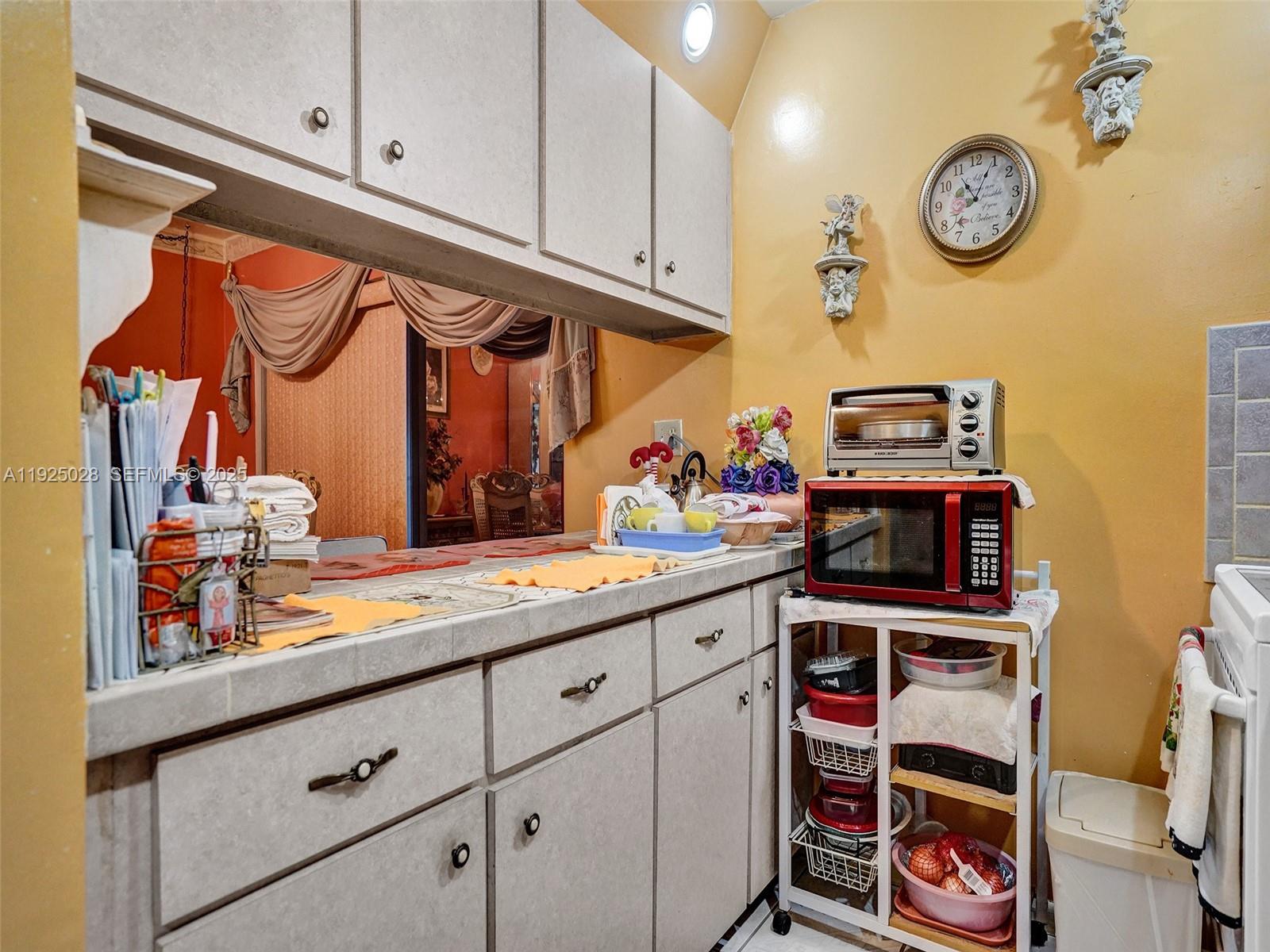 LESLIE ESTATES SEC 7 - Residential