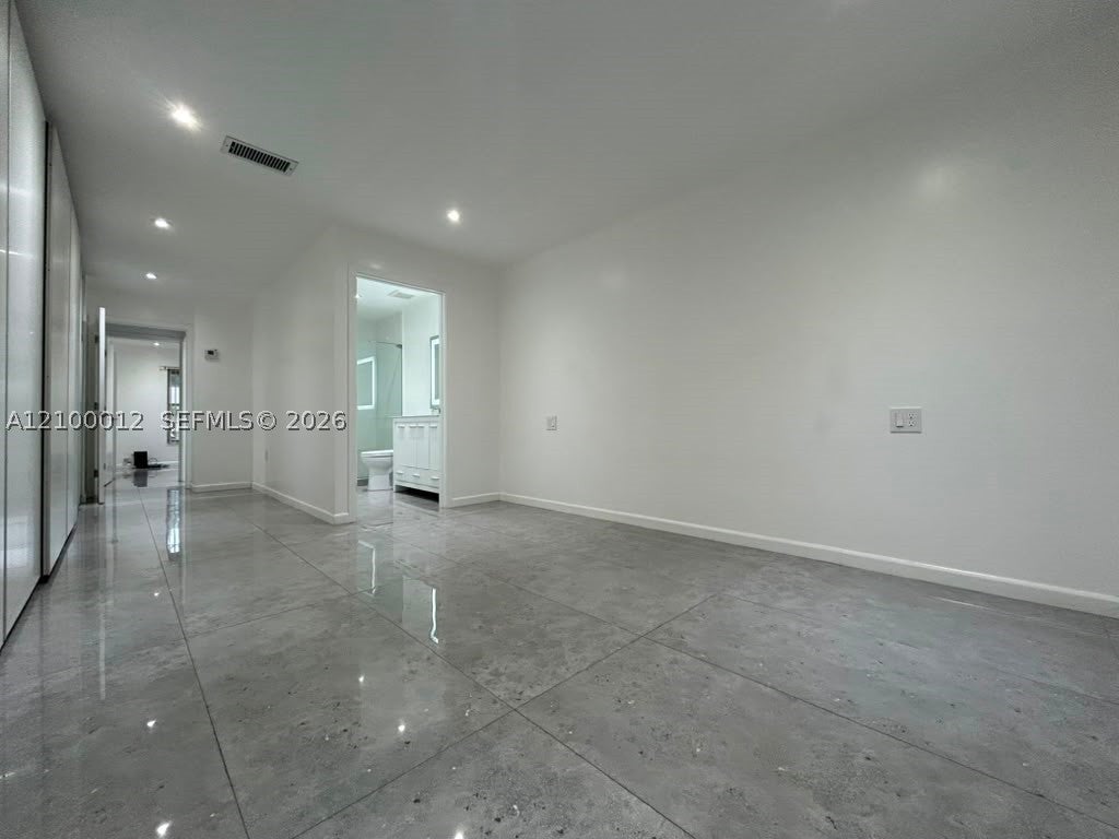 112 Fox Rd 2-50
