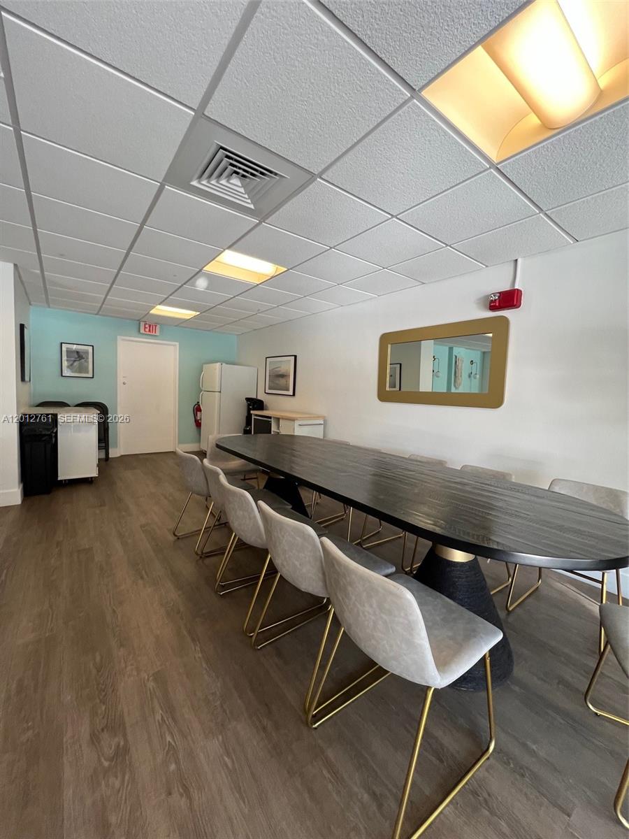 CLIPPER CONDO NO 1 - Residential Lease