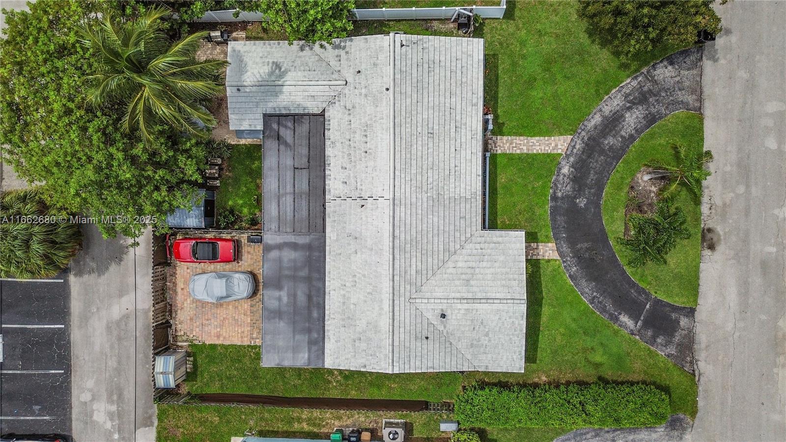 LIGHTHOUSE MANOR - Residential