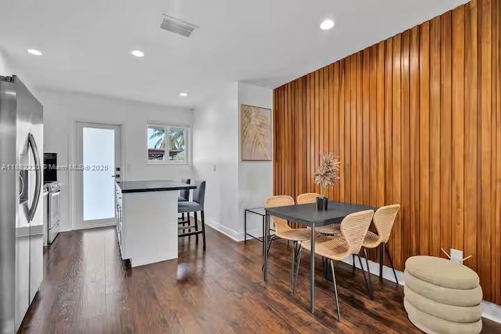 WAWRZYNIAK ACRES NORTH - Residential Lease