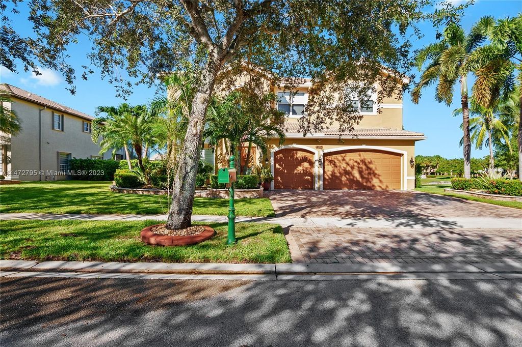 Photo of 4126 SW 190th Ave, Miramar, FL 33029 (MLS # A11472795)