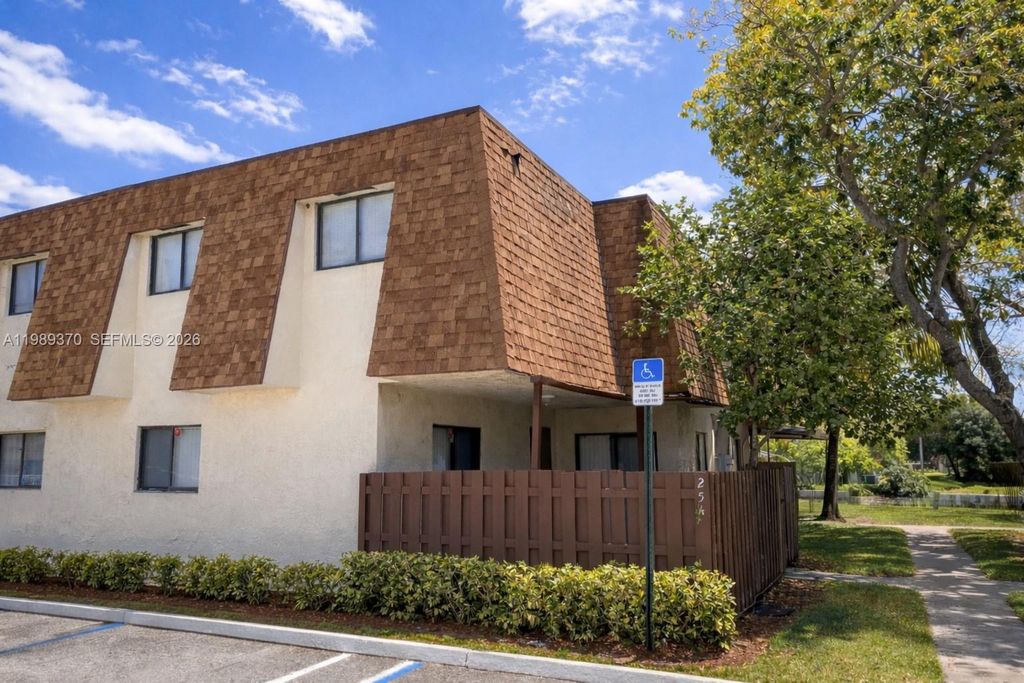 Photo of 254 San Remo Blvd #254, North Lauderdale, FL 33068 (MLS # A11989370)