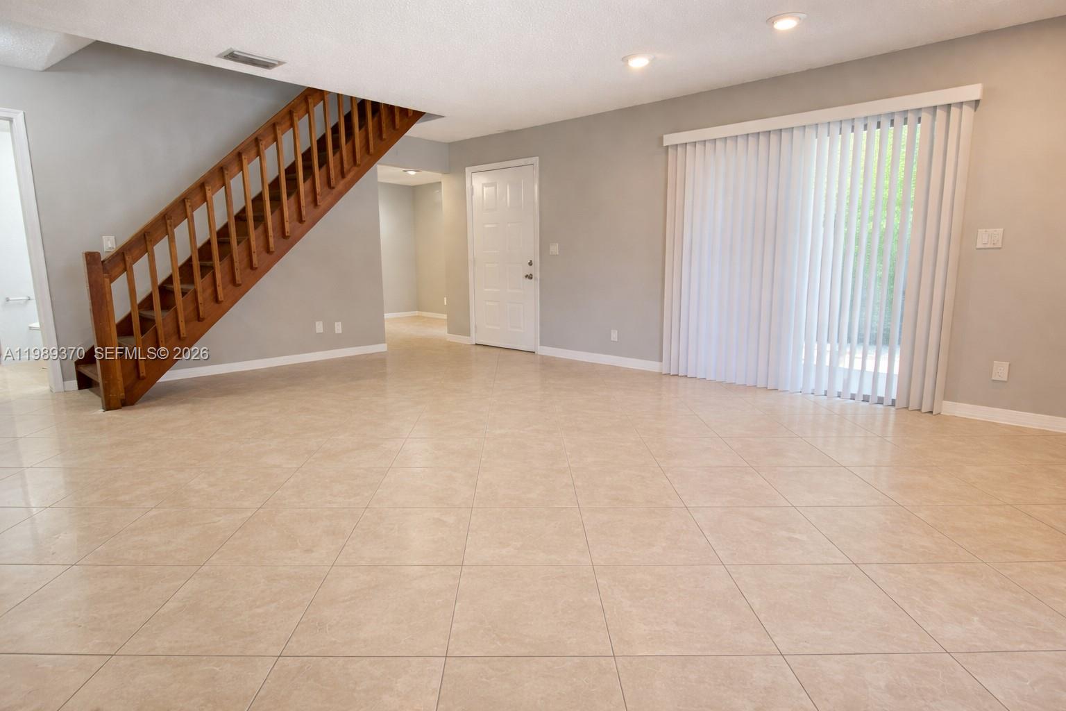 PT PAR S NORTH LAUDERDALE - Residential