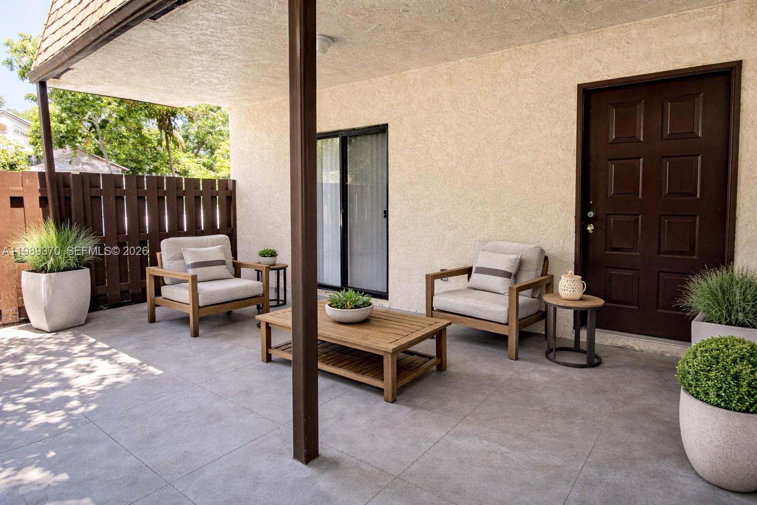 PT PAR S NORTH LAUDERDALE - Residential