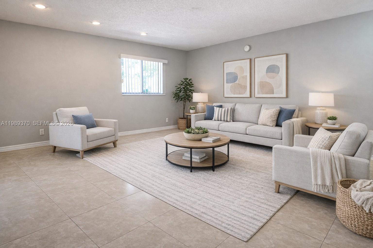 PT PAR S NORTH LAUDERDALE - Residential