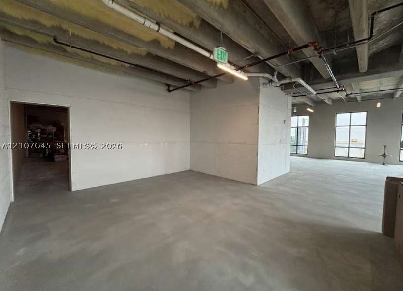 1537 San Remo Ave 400-500