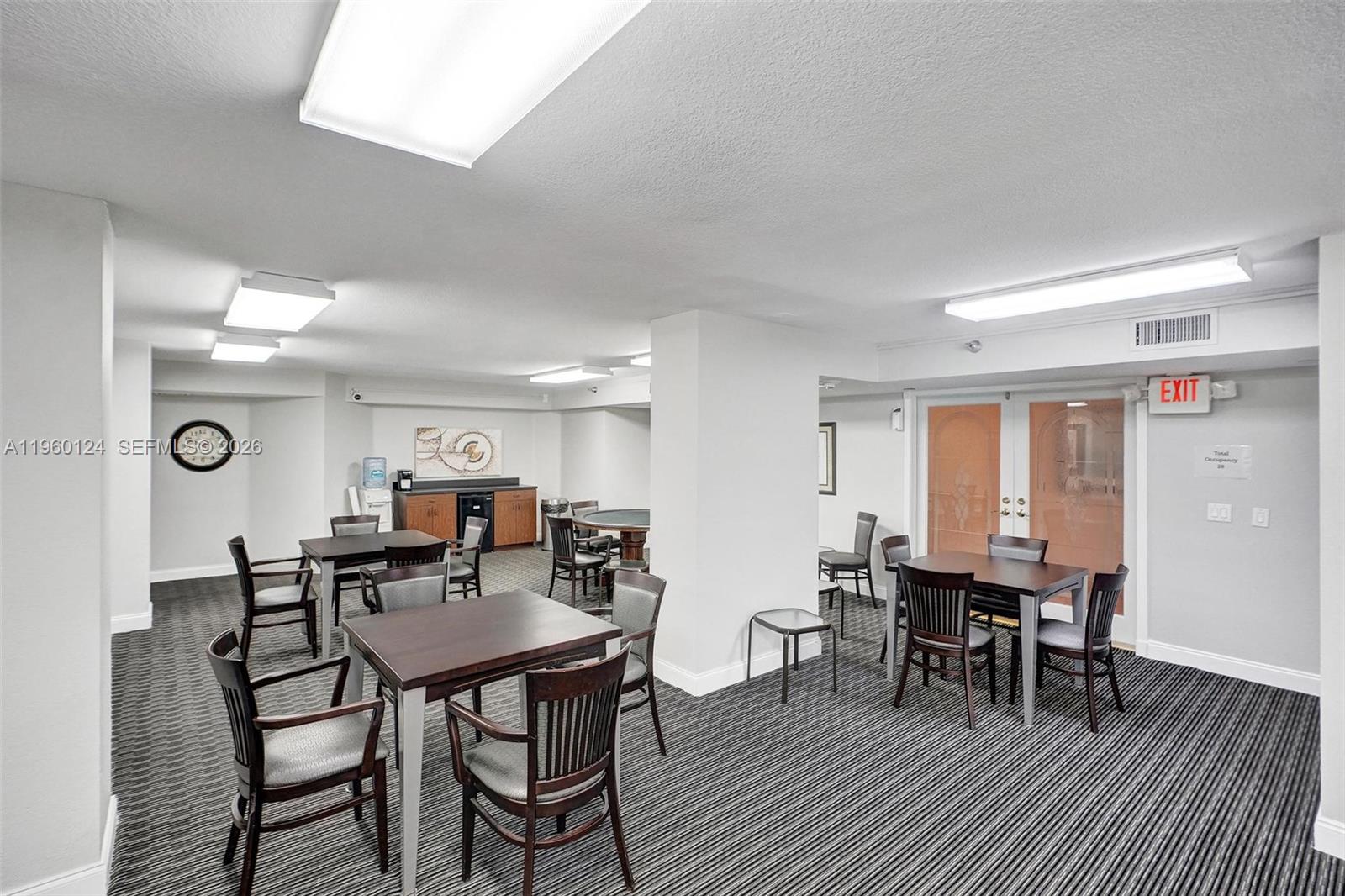 MYSTIC POINTE TOWER 400 C - Residential