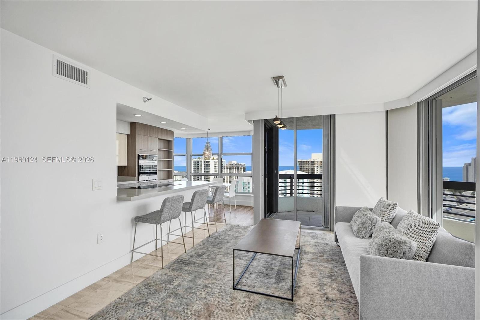 MYSTIC POINTE TOWER 400 C - Residential