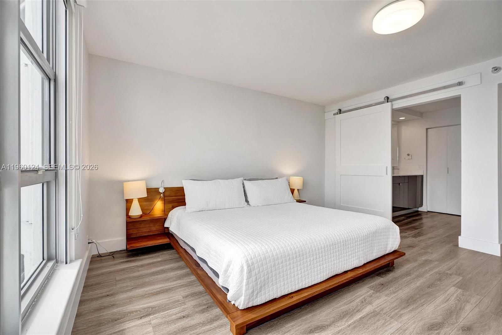 MYSTIC POINTE TOWER 400 C - Residential