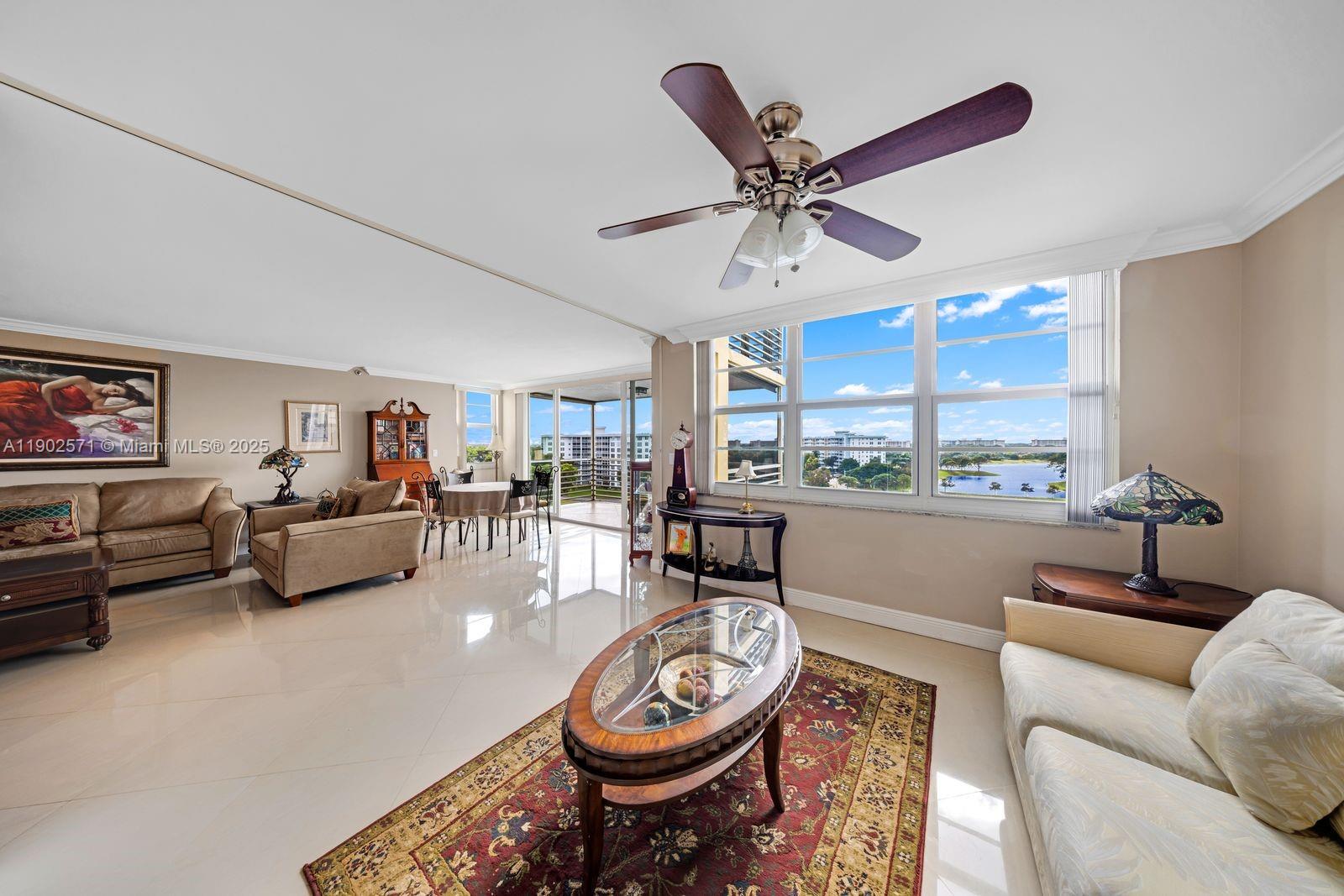 NO 52 PALM-AIRE COUNTRY C - Residential Lease